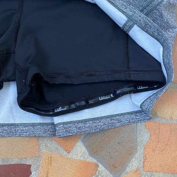 Lululemon Pace Rival Skirt EUC - Picture 9 of 14